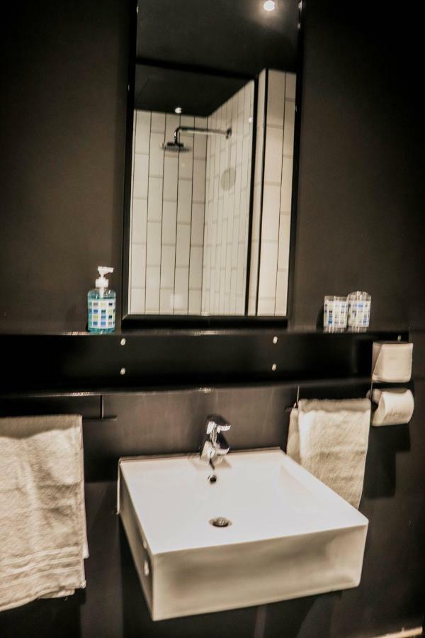 Ferienwohnung Wex1 - Modern, Iconic, Pool, Gym, Wifi, Secure Parking Kapstadt Exterior foto